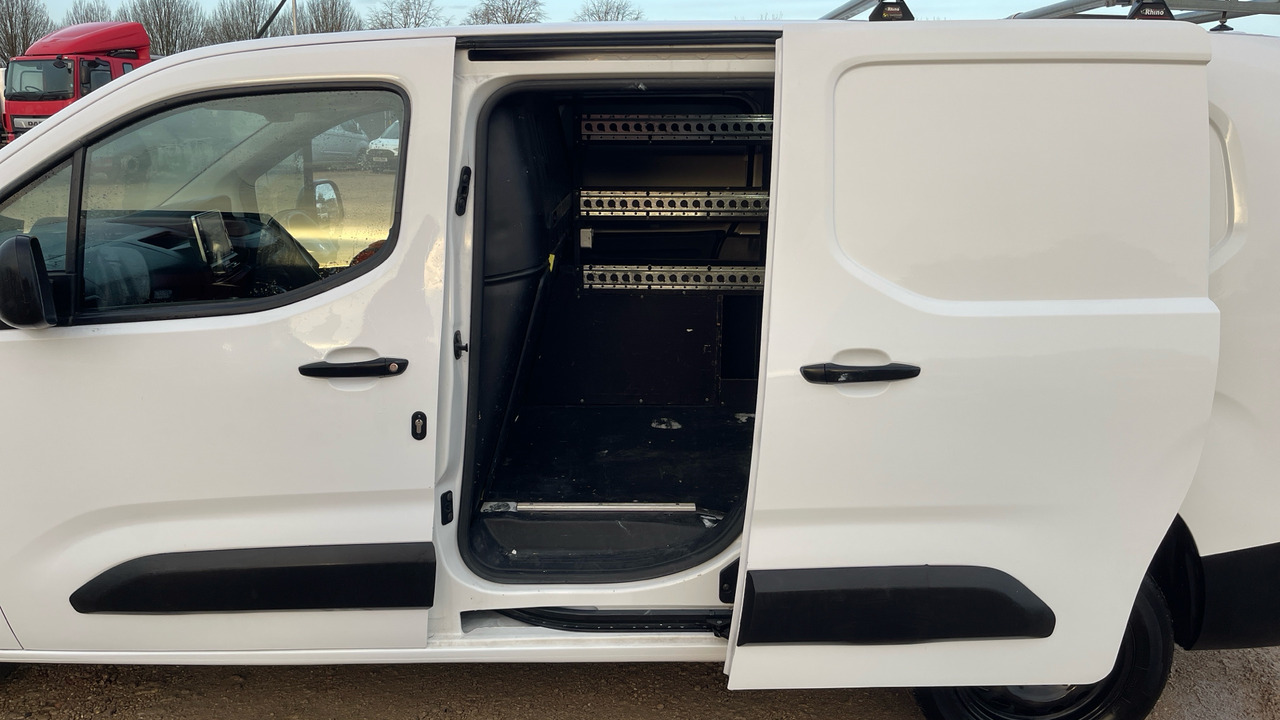 Легковой фургон PEUGEOT PARTNER 850 1.5 BlueHDi 100ps Professional: фото 14 Легковой фургон PEUGEOT PARTNER 850 1.5 BlueHDi 100ps Professional: фото 14