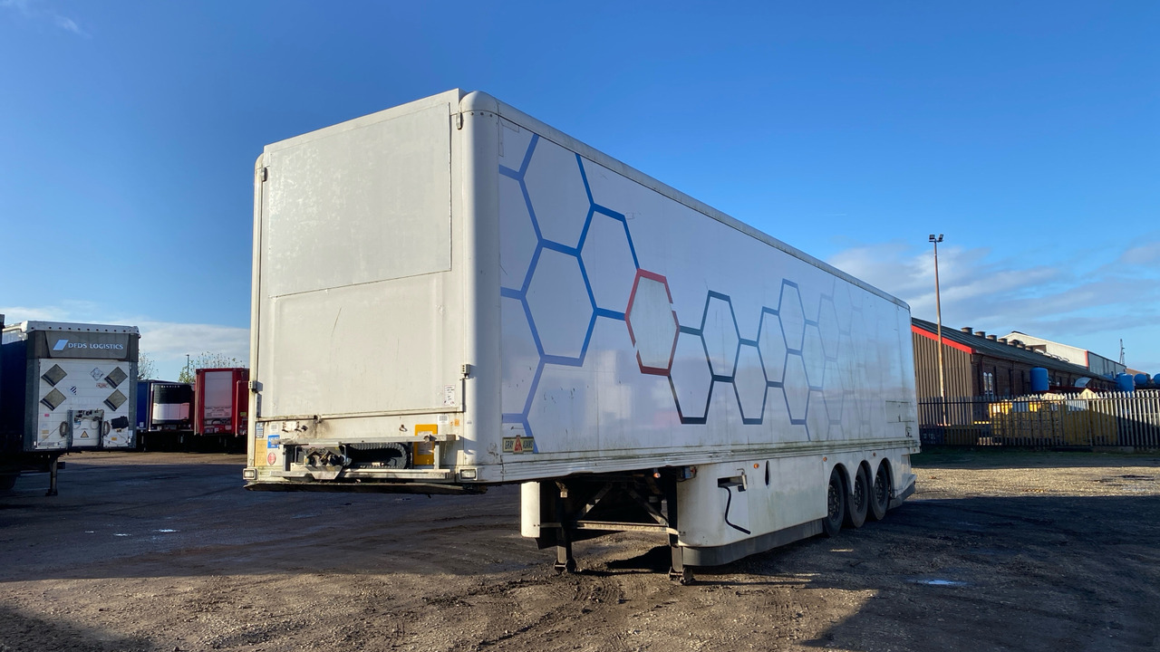 GRAY & ADAMS BOX - Прицеп: фото 3 GRAY & ADAMS BOX - Прицеп: фото 3