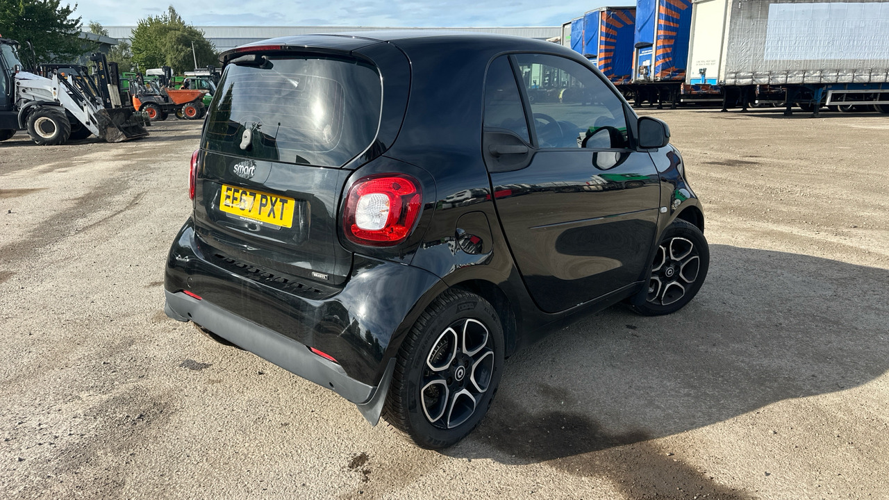 SMART FORTWO  0.9 TURBO PRIME PREMIUM - Купе: фото 4 SMART FORTWO  0.9 TURBO PRIME PREMIUM - Купе: фото 4