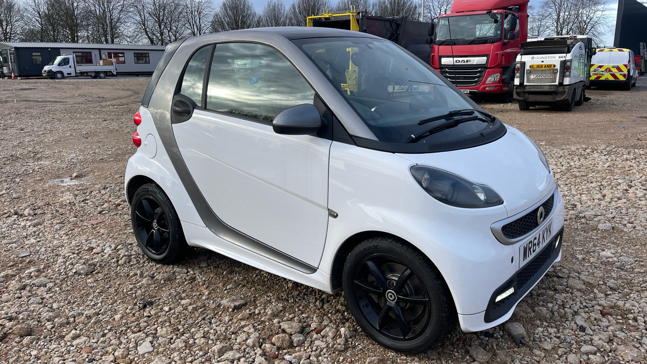 SMART FORTWO COUPE GRANDSTYLE - Хэтчбек: фото 1 SMART FORTWO COUPE GRANDSTYLE - Хэтчбек: фото 1