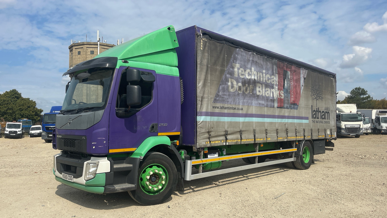 VOLVO FL 250 - Тентованный грузовик: фото 2 VOLVO FL 250 - Тентованный грузовик: фото 2