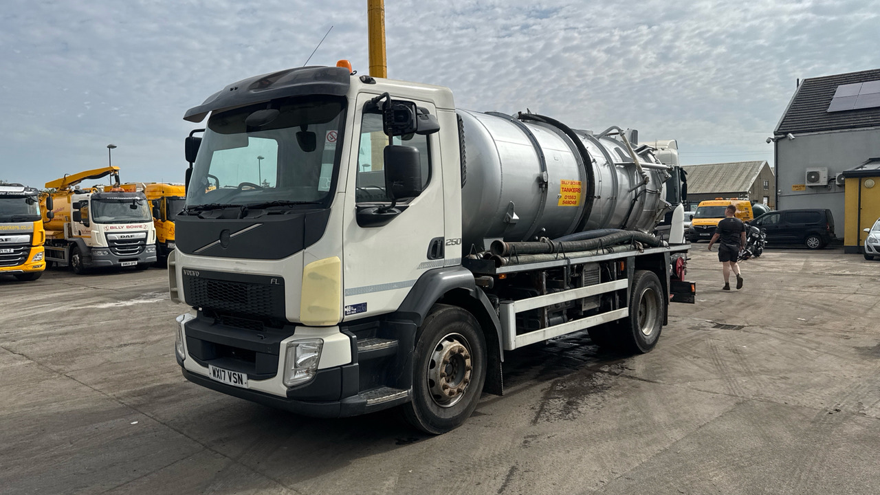 VOLVO FL 250 - Ассенизатор: фото 2 VOLVO FL 250 - Ассенизатор: фото 2