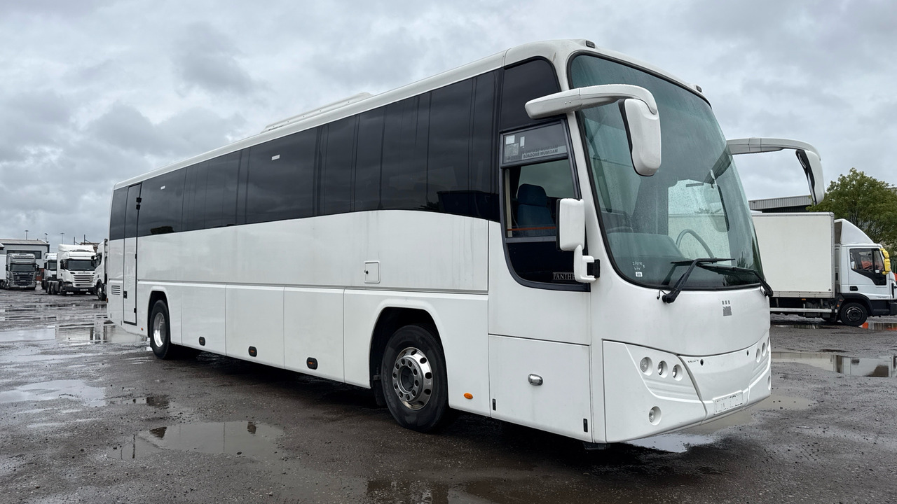 Volvo PLAXTON PANTHER B9R - Туристический автобус: фото 1 Volvo PLAXTON PANTHER B9R - Туристический автобус: фото 1