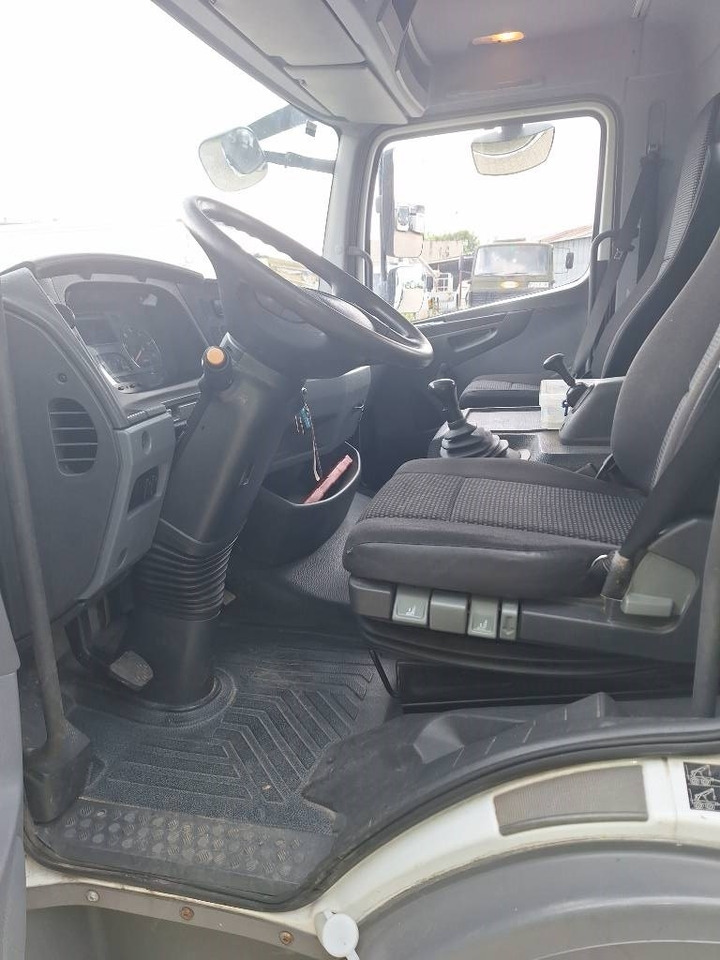 Телескопический подъемник Mercedes-Benz Wumag WT 300: фото 11