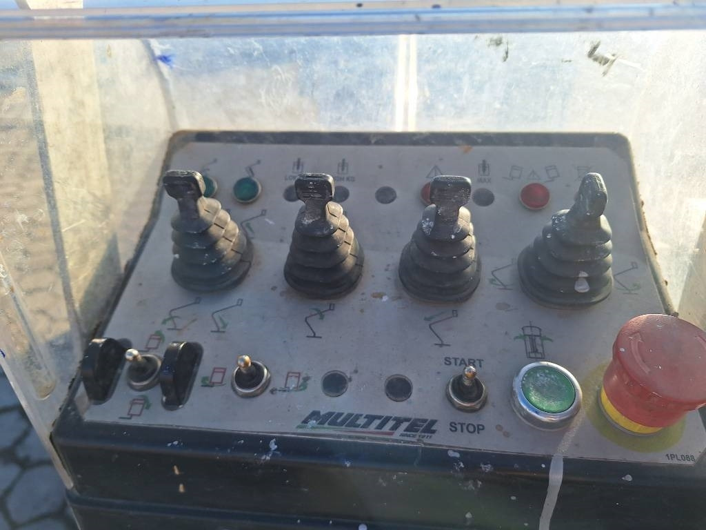 Грузовик с подъемником Multitel MX 210: фото 9