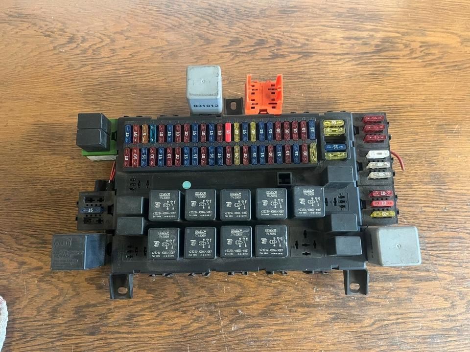 DAF Sicherungskasten - Предохранитель для Грузовиков: фото 2 DAF Sicherungskasten - Предохранитель для Грузовиков: фото 2