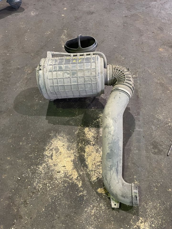 DAF XF Luftfilter Luftfilterkasten - Воздушный фильтр для Грузовиков: фото 2 DAF XF Luftfilter Luftfilterkasten - Воздушный фильтр для Грузовиков: фото 2
