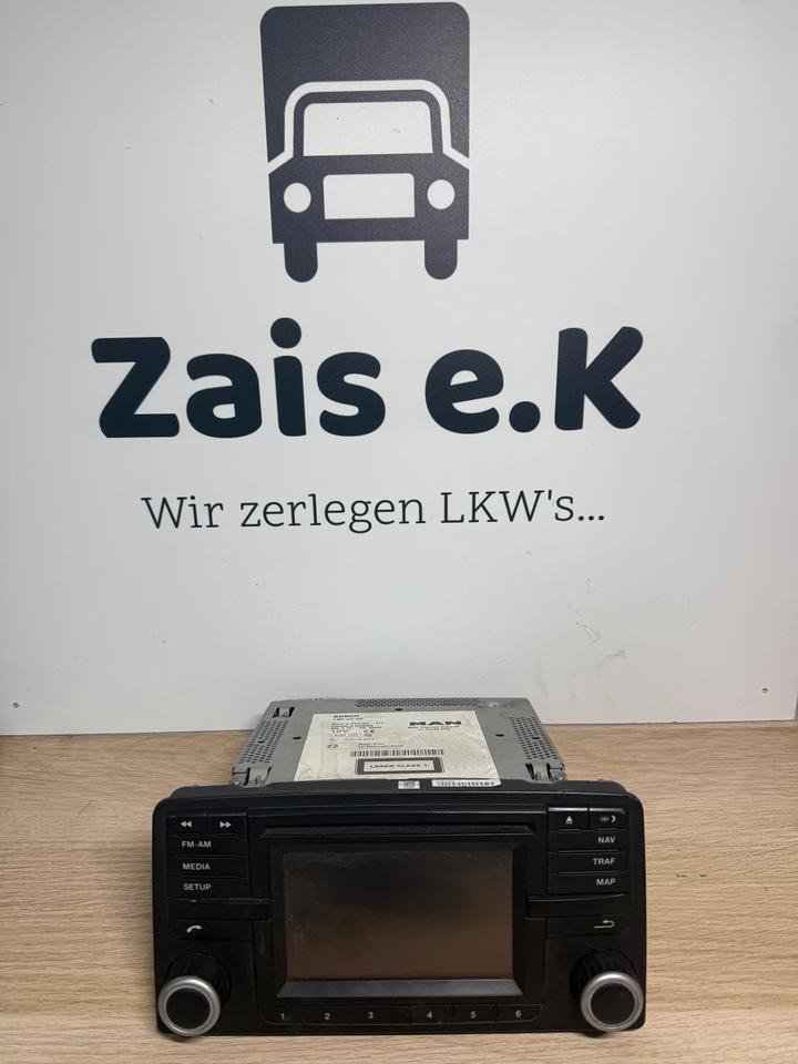 MAN BOSCH Multimedia Radio 81.28100-6026 - Система навигации для Грузовиков: фото 1 MAN BOSCH Multimedia Radio 81.28100-6026 - Система навигации для Грузовиков: фото 1