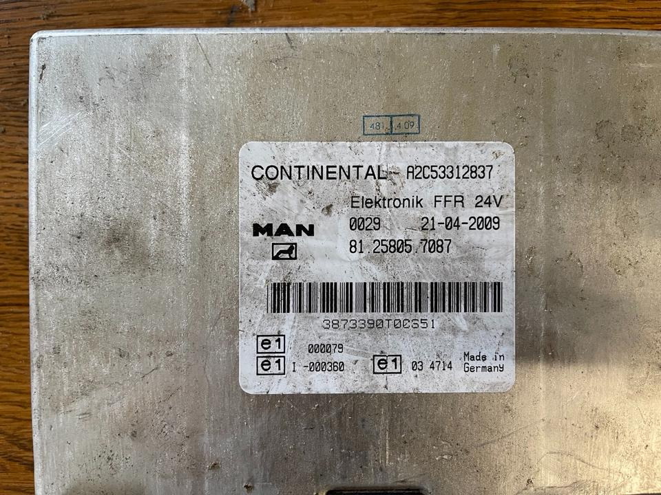 MAN CONTINENTAL VDO Elektronik FFR Steuergerät Nr 81.25805.7087 - Блок управления для Грузовиков: фото 3 MAN CONTINENTAL VDO Elektronik FFR Steuergerät Nr 81.25805.7087 - Блок управления для Грузовиков: фото 3