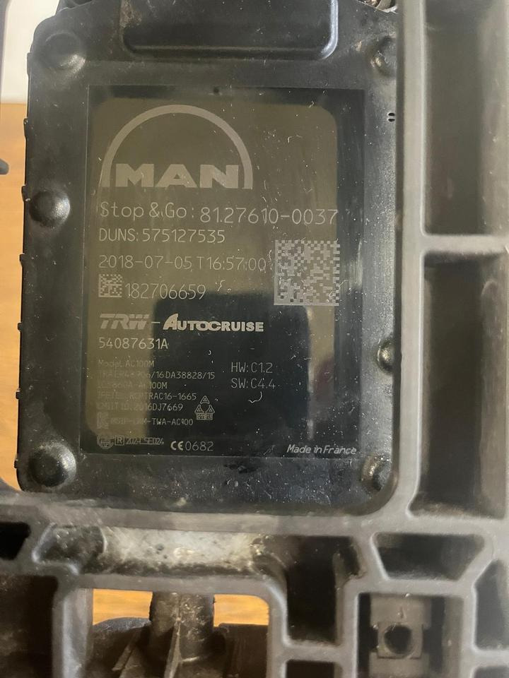 MAN EU6 Radarsensor / Distance Radarsensor 81.27610-0037 - Сенсор для Грузовиков: фото 2 MAN EU6 Radarsensor / Distance Radarsensor 81.27610-0037 - Сенсор для Грузовиков: фото 2