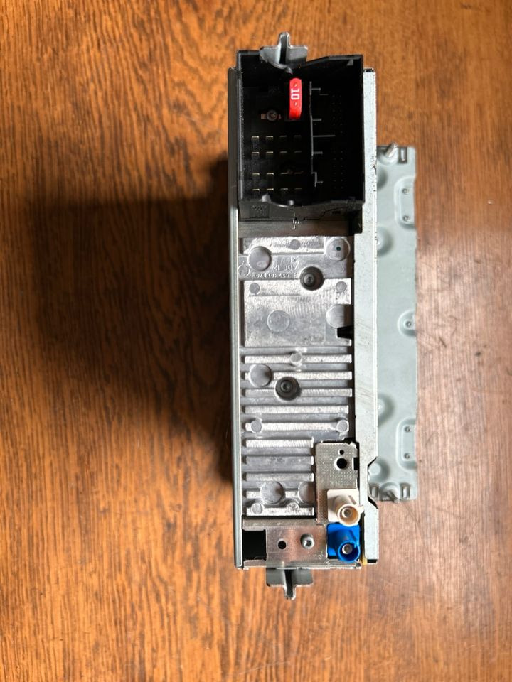 MAN Radio/Navigationssystem TGM BOSCH 81.28100-6017 - Система навигации для Грузовиков: фото 4 MAN Radio/Navigationssystem TGM BOSCH 81.28100-6017 - Система навигации для Грузовиков: фото 4
