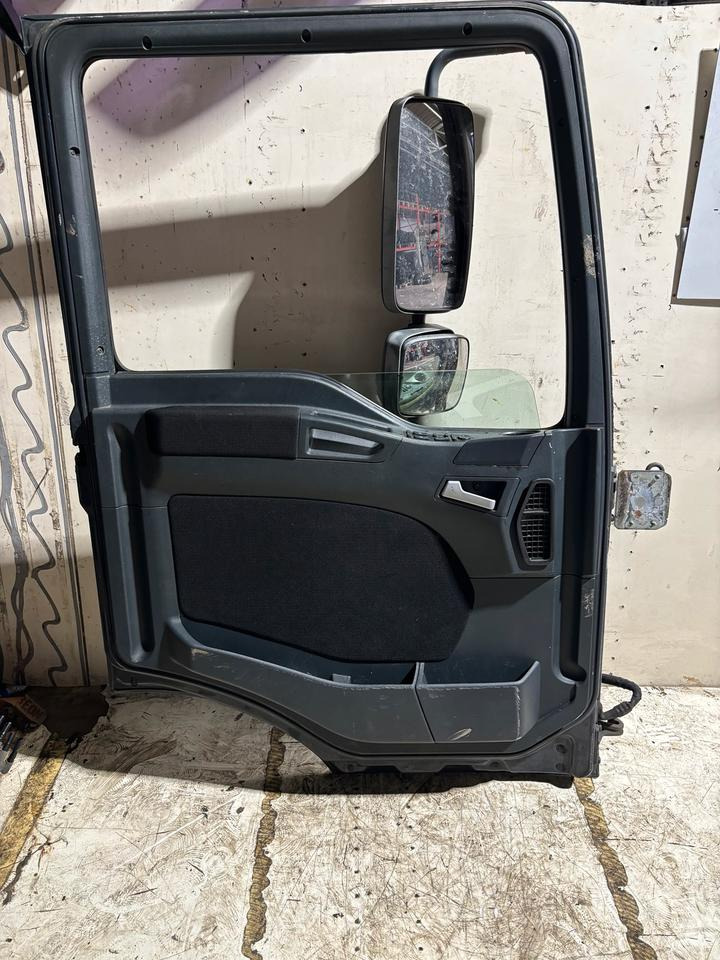 MAN TGL Fahrertür,grau Spiegel&Innenverkleidung Euro 5/6 LN 24 - Дверь и запчасти для Грузовиков: фото 3 MAN TGL Fahrertür,grau Spiegel&Innenverkleidung Euro 5/6 LN 24 - Дверь и запчасти для Грузовиков: фото 3