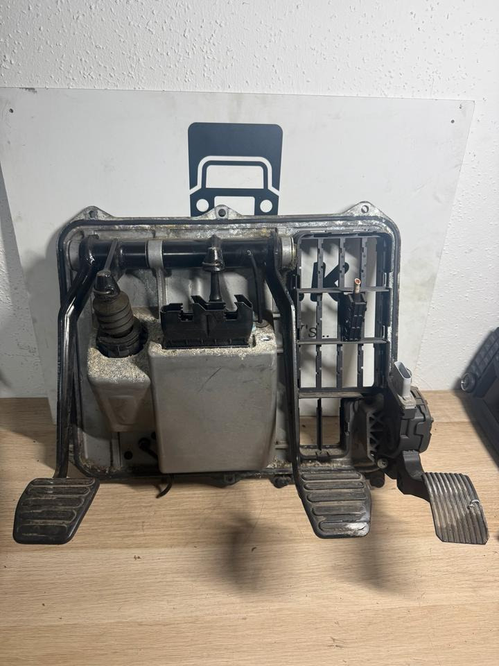 MAN WABCO Fußbremsventil 4800200090 - Детали тормозной системы для Грузовиков: фото 4 MAN WABCO Fußbremsventil 4800200090 - Детали тормозной системы для Грузовиков: фото 4