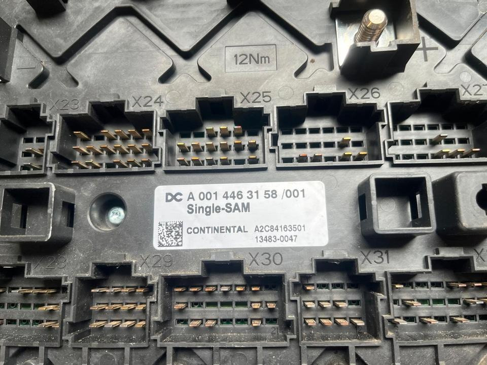 Mercedes Actros MP4 Continental Sicherungskasten A0014463158 - Предохранитель для Грузовиков: фото 2 Mercedes Actros MP4 Continental Sicherungskasten A0014463158 - Предохранитель для Грузовиков: фото 2