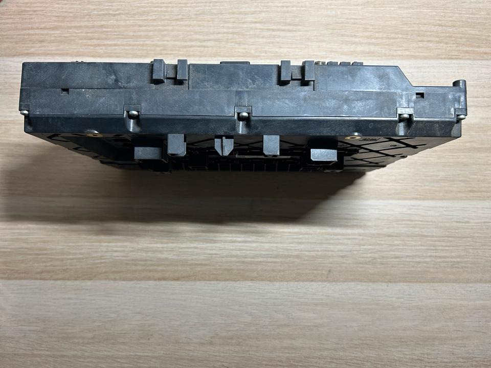 Mercedes Actros MP4 Continental Sicherungskasten A0014466158 - Предохранитель для Грузовиков: фото 4 Mercedes Actros MP4 Continental Sicherungskasten A0014466158 - Предохранитель для Грузовиков: фото 4