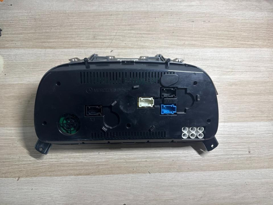 Mercedes Ategi kombiinstrument Tacho A0044463421 - Приборная панель для Грузовиков: фото 3 Mercedes Ategi kombiinstrument Tacho A0044463421 - Приборная панель для Грузовиков: фото 3