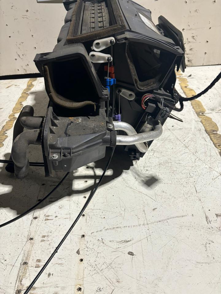 Mercedes Atego 2 Heizungskasten/Klimakasten A9408300061 - Вентилятор для Грузовиков: фото 4 Mercedes Atego 2 Heizungskasten/Klimakasten A9408300061 - Вентилятор для Грузовиков: фото 4