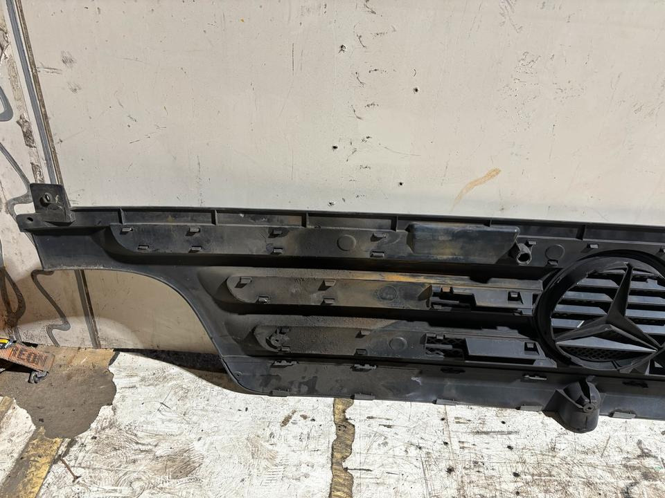 Mercedes Atego 2 Kühlergrill A9738880023 - Решётка радиатора для Грузовиков: фото 2 Mercedes Atego 2 Kühlergrill A9738880023 - Решётка радиатора для Грузовиков: фото 2