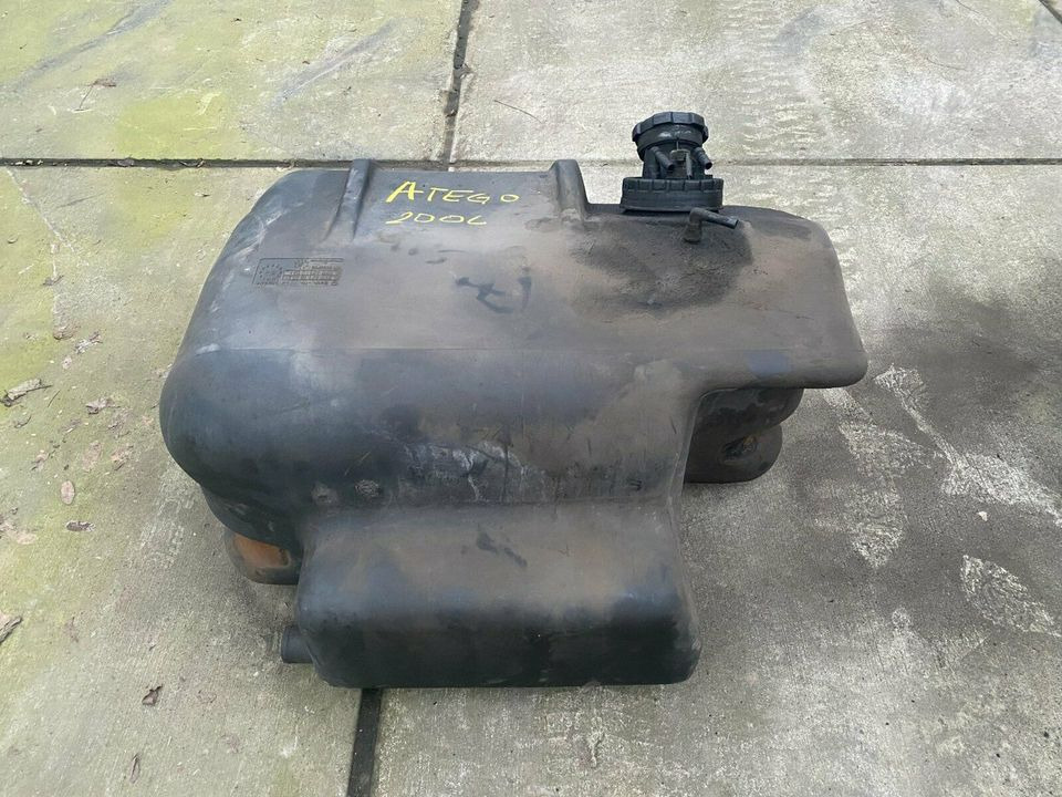 Mercedes Atego Tank Tankbehälter A 9704711501, A9704711201 - Топливный бак для Грузовиков: фото 2 Mercedes Atego Tank Tankbehälter A 9704711501, A9704711201 - Топливный бак для Грузовиков: фото 2