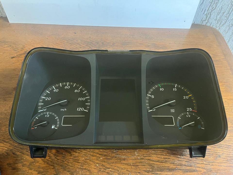 Mercedes Benz Actros MP4 Kombiinstrument / Tacho A9614466221 - Приборная панель для Грузовиков: фото 2 Mercedes Benz Actros MP4 Kombiinstrument / Tacho A9614466221 - Приборная панель для Грузовиков: фото 2