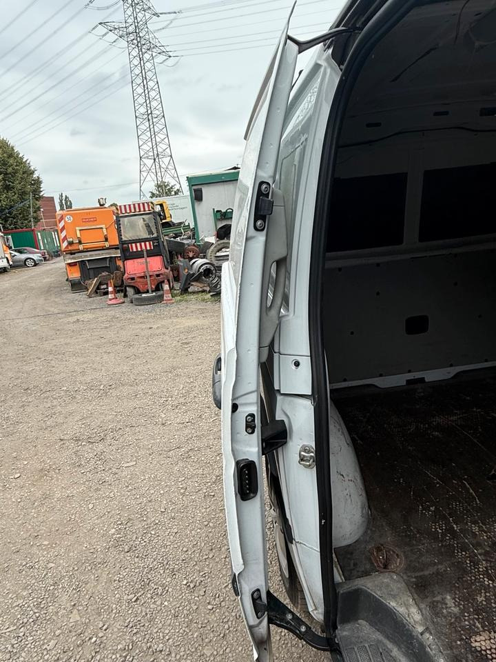 Mercedes VITO Seitentür Schiebetür BJ 2012 - Дверь и запчасти для Фургонов: фото 2 Mercedes VITO Seitentür Schiebetür BJ 2012 - Дверь и запчасти для Фургонов: фото 2