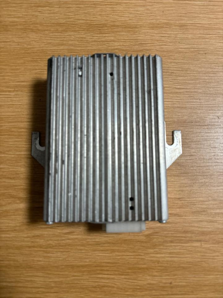 Renault Converter / Wandler 5010589393 - Электрическая система для Грузовиков: фото 2 Renault Converter / Wandler 5010589393 - Электрическая система для Грузовиков: фото 2