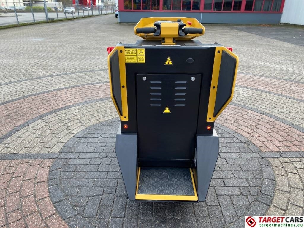Conmeq AS15 Mini Skid Steer Electric Wheel Loader - Мини-погрузчик с бортовым поворотом: фото 4 Conmeq AS15 Mini Skid Steer Electric Wheel Loader - Мини-погрузчик с бортовым поворотом: фото 4