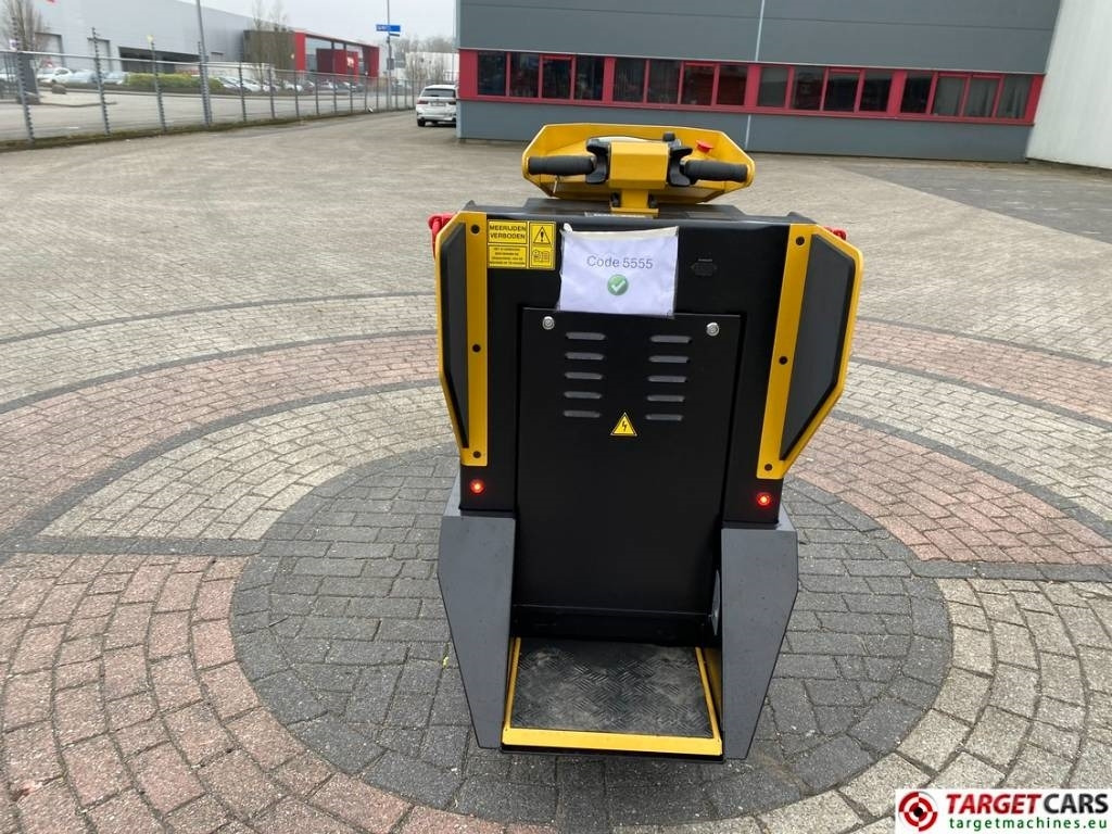 Conmeq AS15 Mini Skid Steer Loader 4x4 Electric - Мини-погрузчик с бортовым поворотом: фото 4 Conmeq AS15 Mini Skid Steer Loader 4x4 Electric - Мини-погрузчик с бортовым поворотом: фото 4