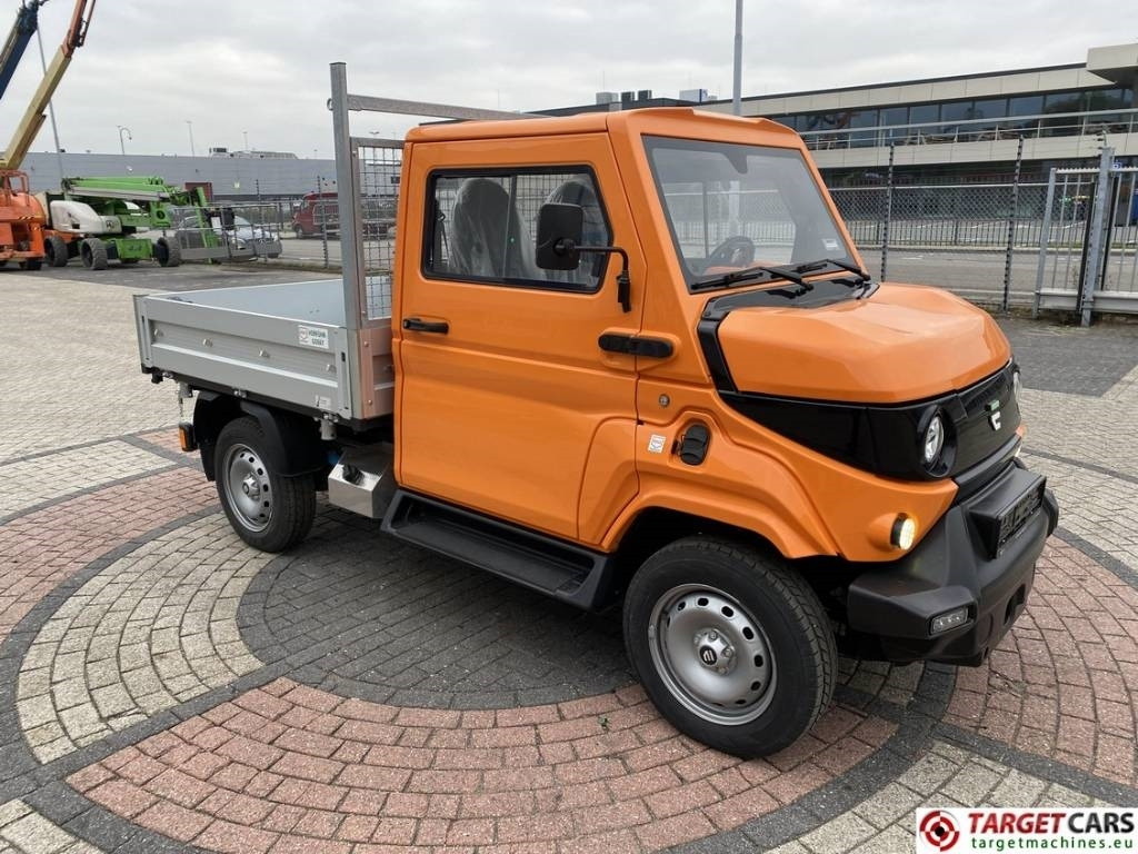 Evum ACar Electric 4x4 UTV Tipper Kipper Vehicle  - Малотоннажный самосвал, Грузовой электромобиль: фото 2 Evum ACar Electric 4x4 UTV Tipper Kipper Vehicle  - Малотоннажный самосвал, Грузовой электромобиль: фото 2