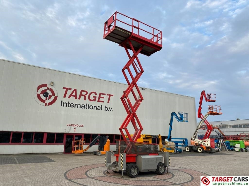 Genie GS-2668RT Diesel 4x4 Scissor Work Lift 992cm  в лизинг Genie GS-2668RT Diesel 4x4 Scissor Work Lift 992cm: фото 6