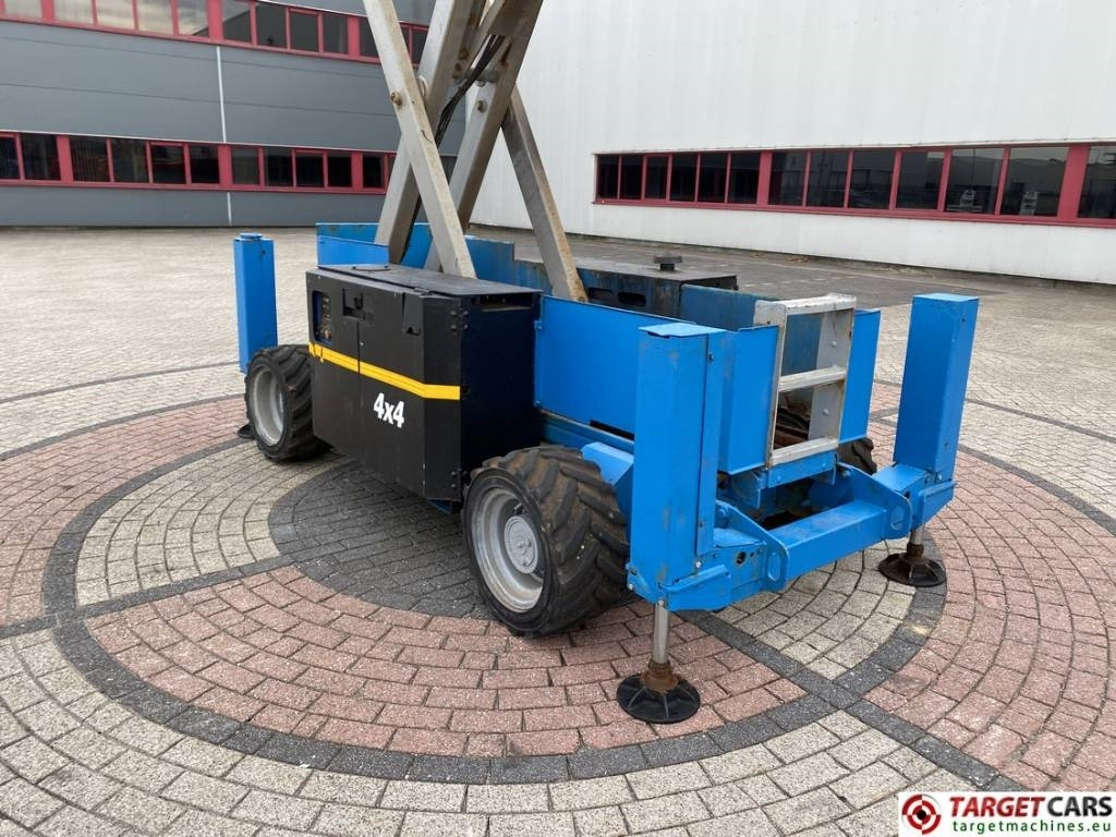 Genie GS-2669RT Diesel 4x4 Scissor Work Lift 1000cm  в лизинг Genie GS-2669RT Diesel 4x4 Scissor Work Lift 1000cm: фото 14 Genie GS-2669RT Diesel 4x4 Scissor Work Lift 1000cm  в лизинг Genie GS-2669RT Diesel 4x4 Scissor Work Lift 1000cm: фото 14