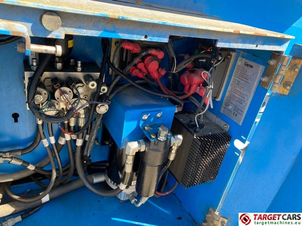 Ножничный подъемник Genie GS-4069 DC Electric GS4069 Scissor WorkLift 1412cm: фото 15