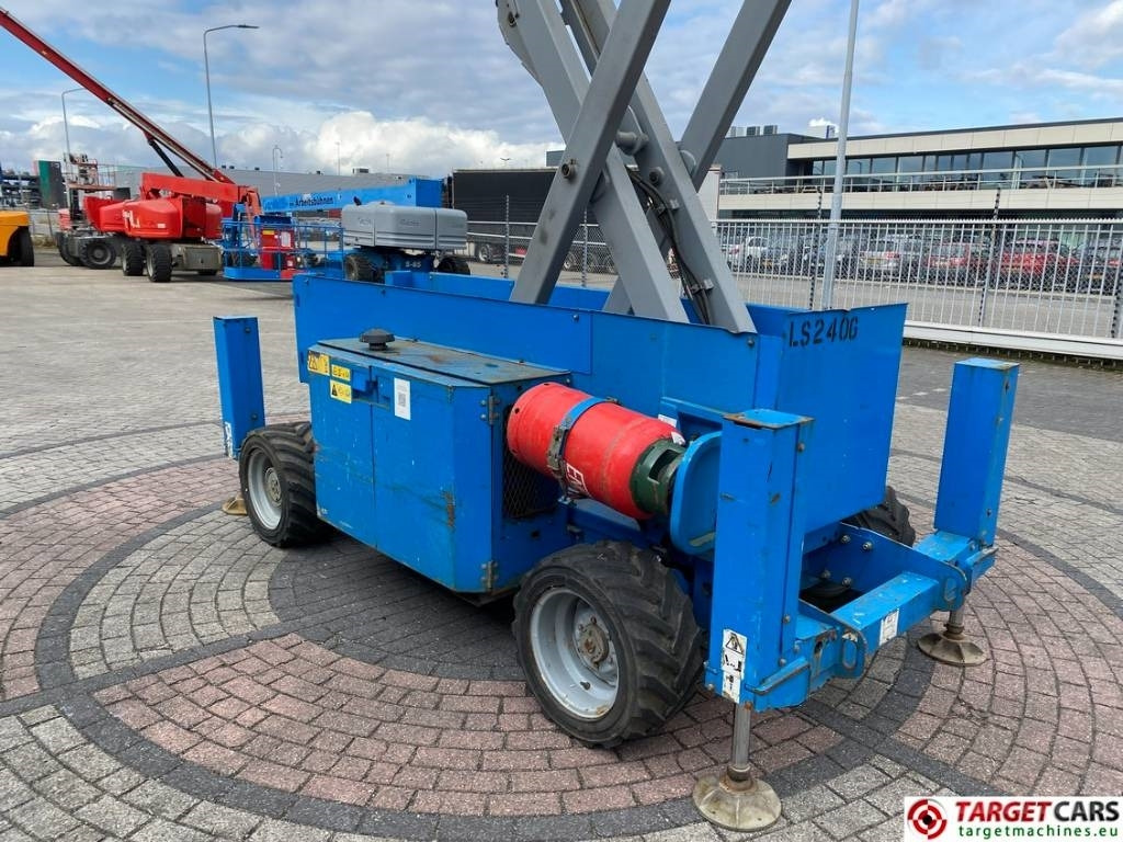 Ножничный подъемник Genie GS-4069 RT LPG 4x4 Scissor Work Lift 1412cm: фото 17 Ножничный подъемник Genie GS-4069 RT LPG 4x4 Scissor Work Lift 1412cm: фото 17