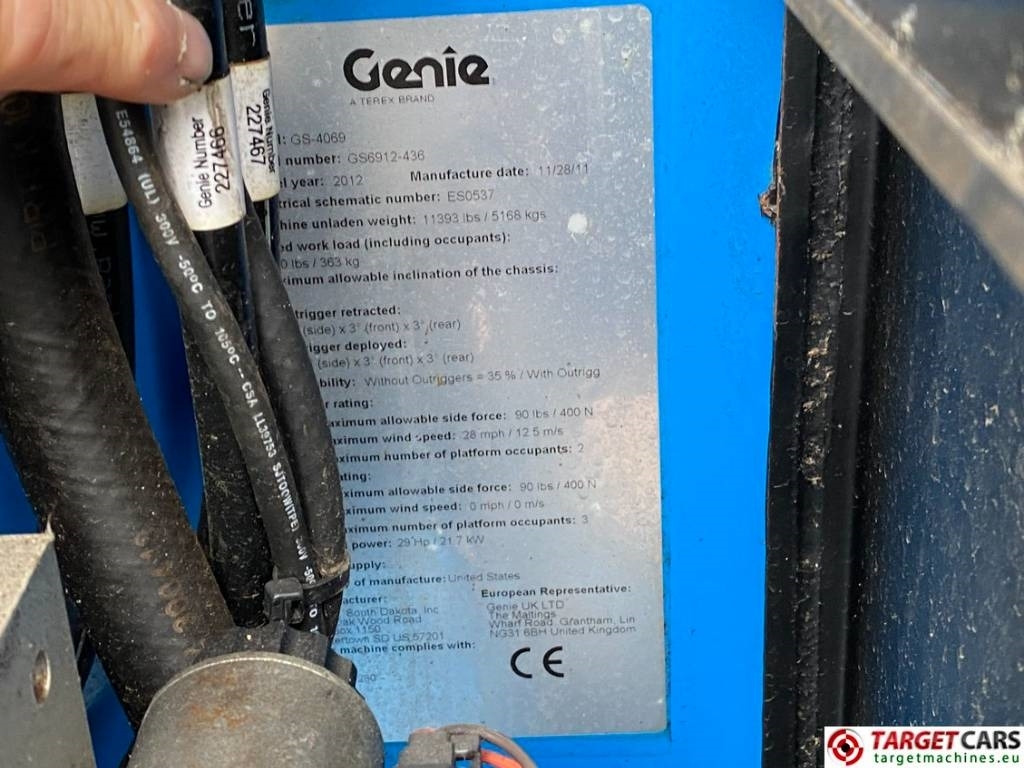 Ножничный подъемник Genie GS-4069 RT LPG 4x4 Scissor Work Lift 1412cm: фото 10 Ножничный подъемник Genie GS-4069 RT LPG 4x4 Scissor Work Lift 1412cm: фото 10