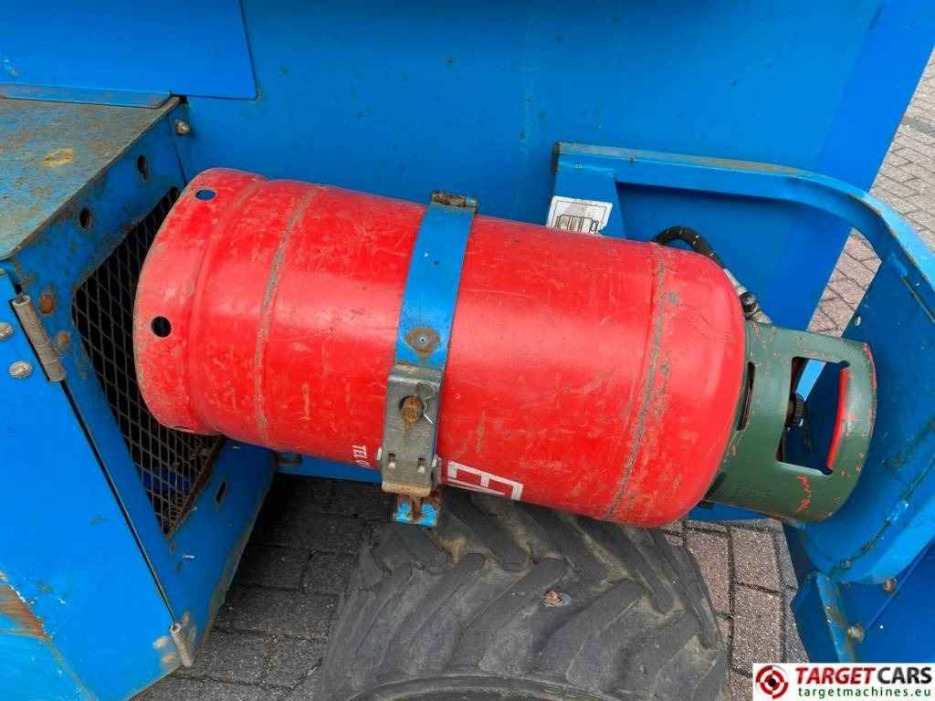 Ножничный подъемник Genie GS-4069 RT LPG 4x4 Scissor Work Lift 1412cm: фото 25 Ножничный подъемник Genie GS-4069 RT LPG 4x4 Scissor Work Lift 1412cm: фото 25