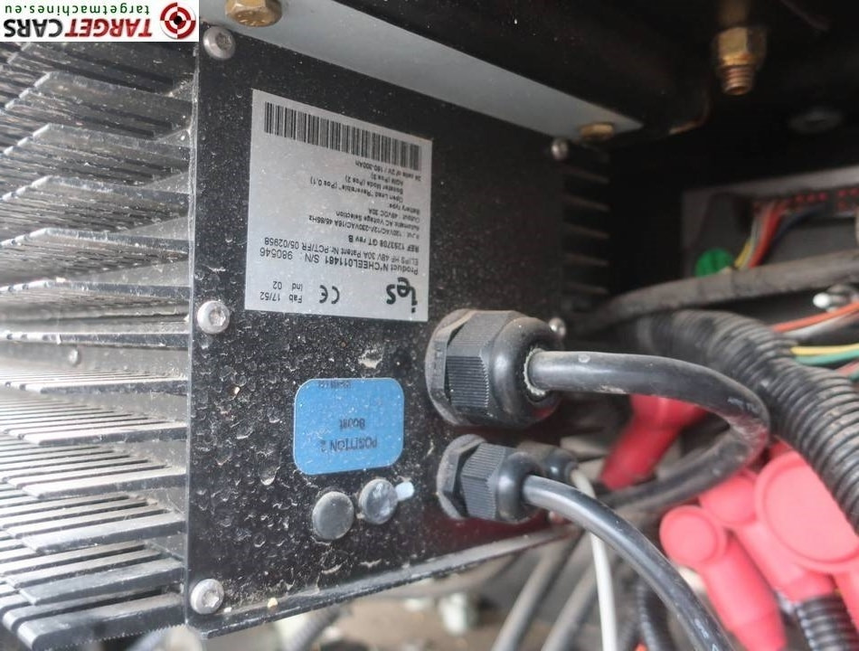 Ножничный подъемник Genie GS-4069BE Hybrid 4069 Scissor Work Lift 1412cm: фото 17