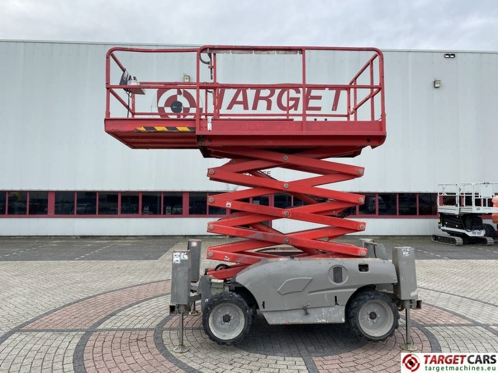 Haulotte Compact 12DX Diesel 4x4 Scissor Work Lift 1206cm - Ножничный подъемник: фото 5 Haulotte Compact 12DX Diesel 4x4 Scissor Work Lift 1206cm - Ножничный подъемник: фото 5