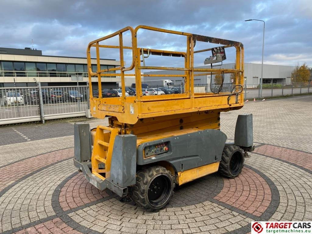 Haulotte Compact 12DX Diesel 4x4 Scissor Work Lift 1206cm - Ножничный подъемник: фото 3 Haulotte Compact 12DX Diesel 4x4 Scissor Work Lift 1206cm - Ножничный подъемник: фото 3