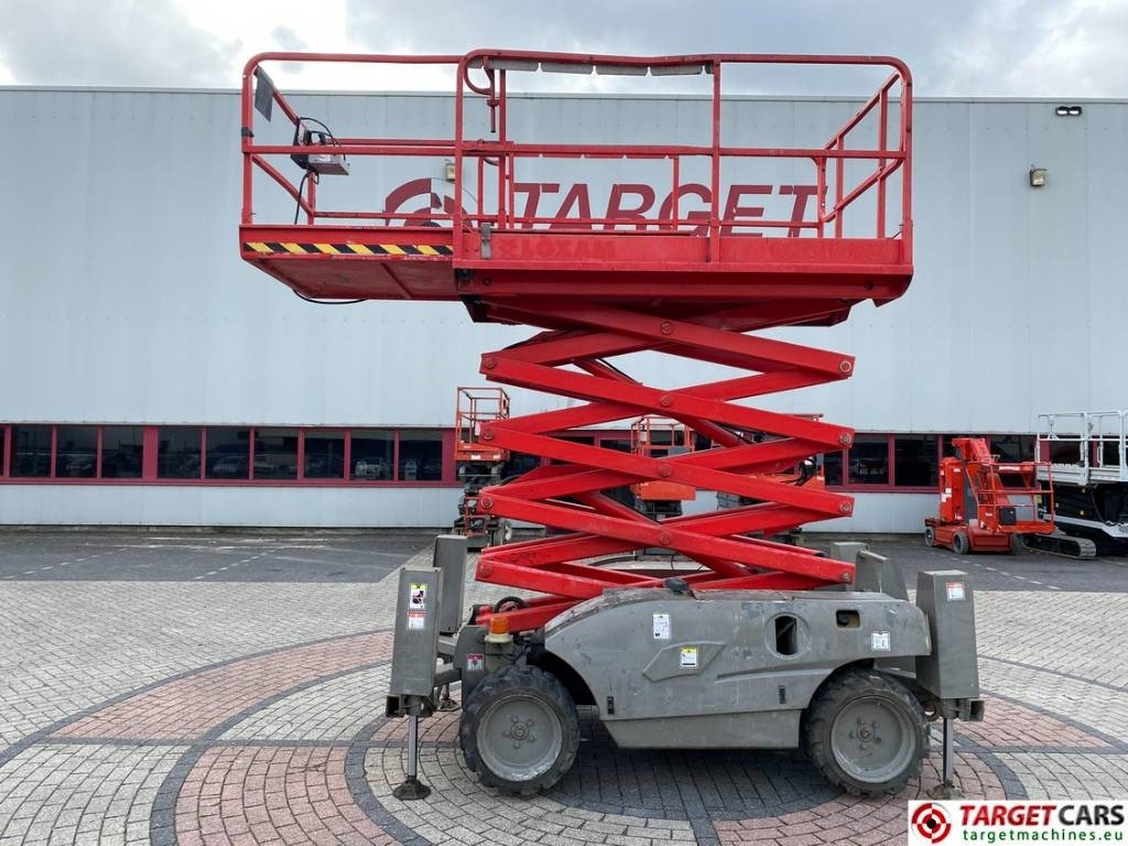 Haulotte Compact 12DX Diesel 4x4 Scissor Work Lift 1206cm  - Ножничный подъемник: фото 5 Haulotte Compact 12DX Diesel 4x4 Scissor Work Lift 1206cm  - Ножничный подъемник: фото 5