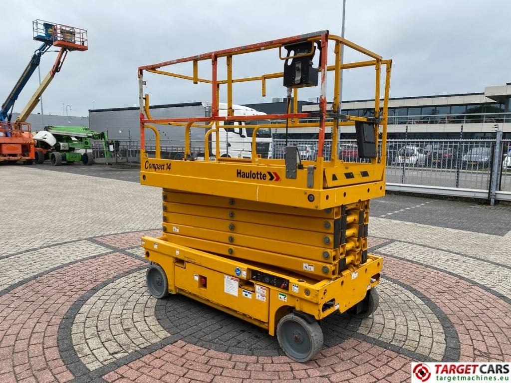 Haulotte Compact 14 Electric Scissor Work Lift 1385cm - Ножничный подъемник: фото 2 Haulotte Compact 14 Electric Scissor Work Lift 1385cm - Ножничный подъемник: фото 2
