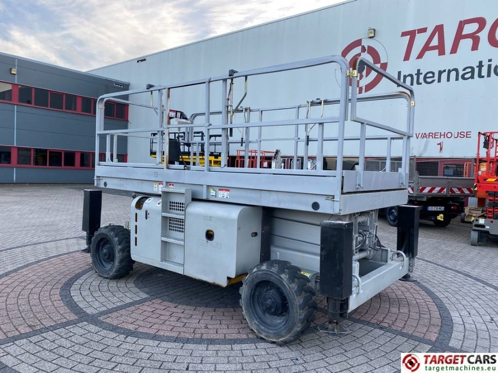 Haulotte H12SX Diesel 4x4 Scissor H12SDX Work Lift 1200cm - Ножничный подъемник: фото 4 Haulotte H12SX Diesel 4x4 Scissor H12SDX Work Lift 1200cm - Ножничный подъемник: фото 4