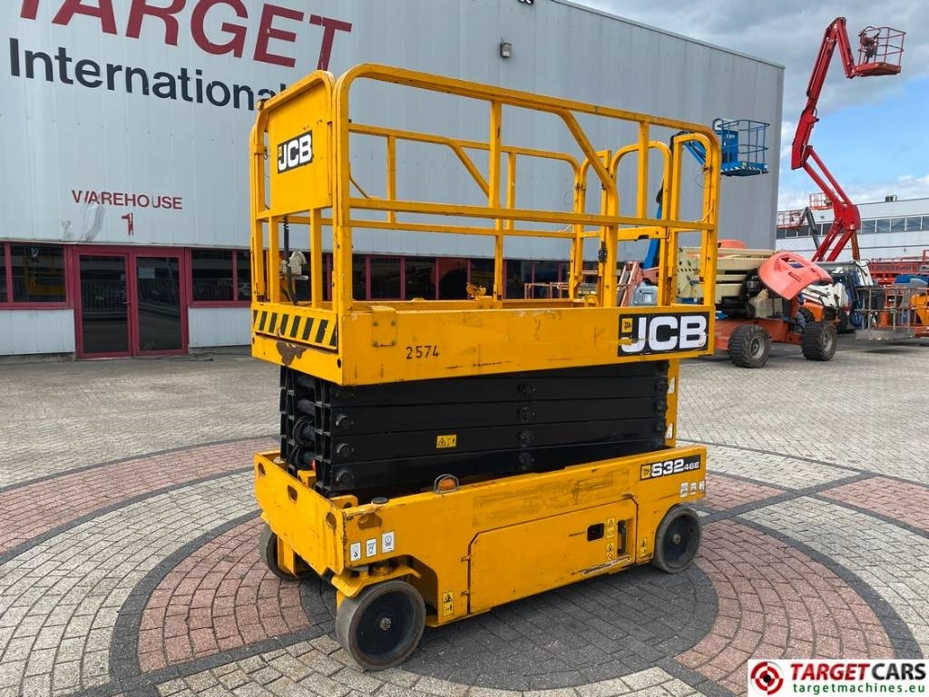 JCB S3246E Electric Scissor Work Lift 1200cm - Ножничный подъемник: фото 1 JCB S3246E Electric Scissor Work Lift 1200cm - Ножничный подъемник: фото 1