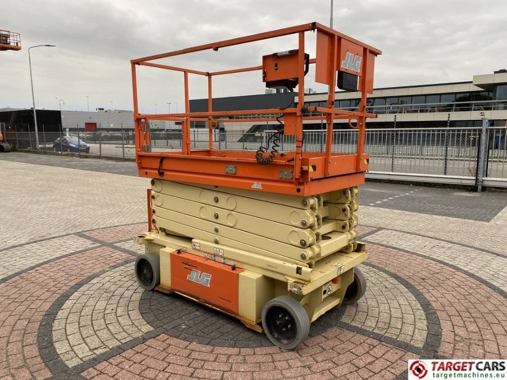 JLG 10RS Electric Scissor Work Lift 1175cm - Ножничный подъемник: фото 2 JLG 10RS Electric Scissor Work Lift 1175cm - Ножничный подъемник: фото 2