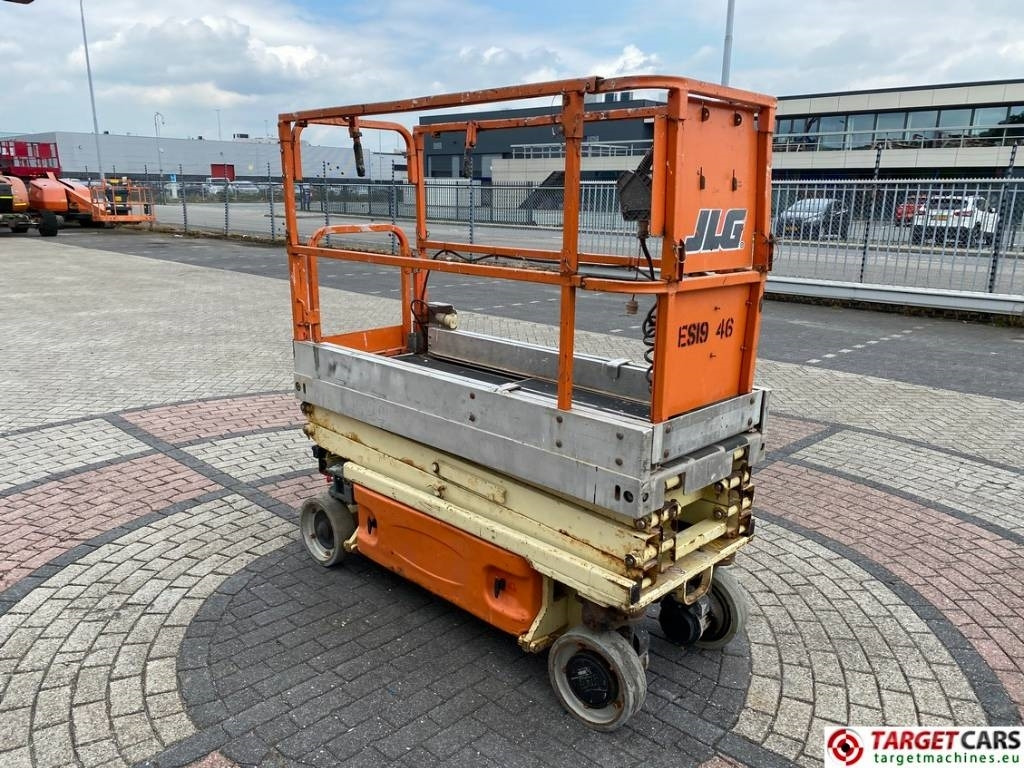 JLG 1930ES Electric Scissor Work Lift 772cm CE - Ножничный подъемник: фото 2 JLG 1930ES Electric Scissor Work Lift 772cm CE - Ножничный подъемник: фото 2
