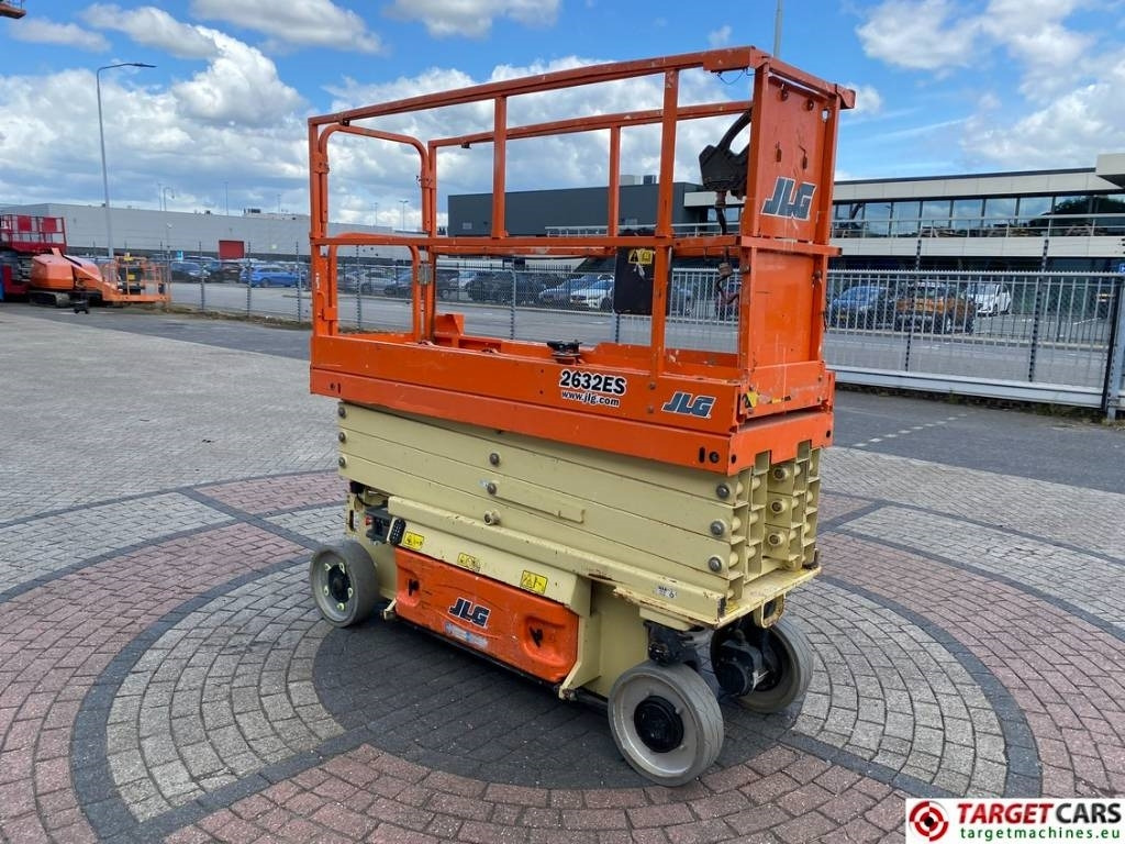 JLG 2632ES Electric Scissor Work Lift 977cm - Ножничный подъемник: фото 2 JLG 2632ES Electric Scissor Work Lift 977cm - Ножничный подъемник: фото 2