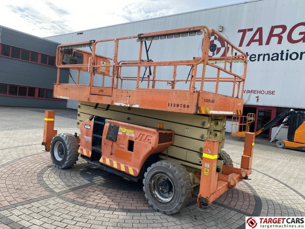JLG 4394RT Diesel 4x4 Scissor Work Lift 1511cm - Ножничный подъемник: фото 4 JLG 4394RT Diesel 4x4 Scissor Work Lift 1511cm - Ножничный подъемник: фото 4
