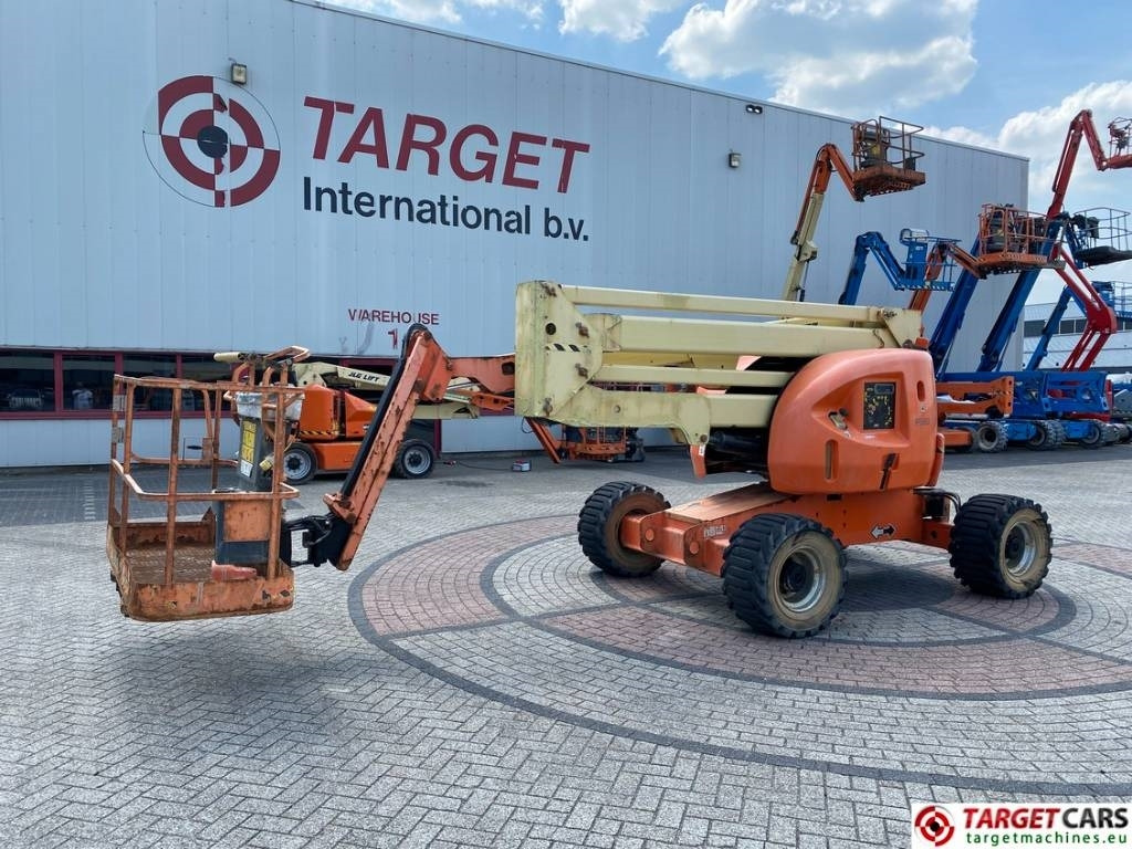 JLG 450AJ Articulated 4x4 Diesel Boom Work Lift 1551cm - Коленчатый подъемник: фото 1 JLG 450AJ Articulated 4x4 Diesel Boom Work Lift 1551cm - Коленчатый подъемник: фото 1