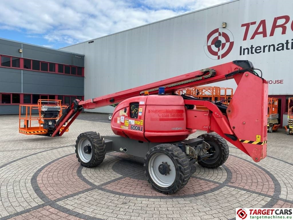 JLG 600AJ Articulated 4x4 Diesel Boom Work Lift 2047cm - Коленчатый подъемник: фото 4 JLG 600AJ Articulated 4x4 Diesel Boom Work Lift 2047cm - Коленчатый подъемник: фото 4