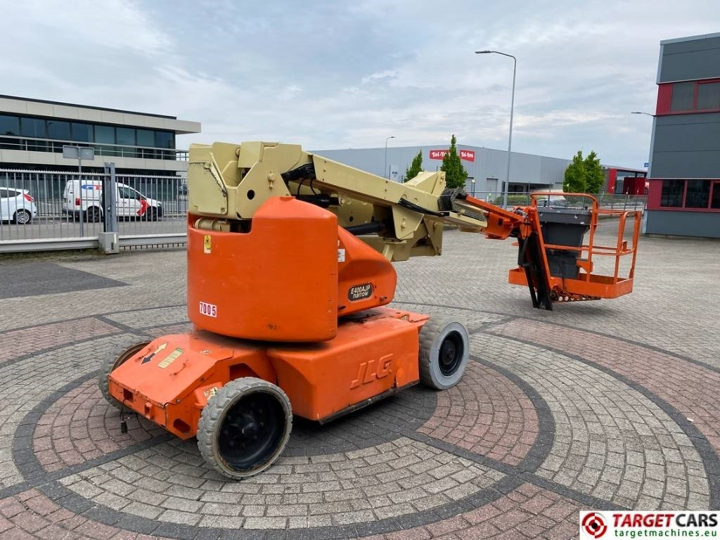 JLG E400AJPN Jib Plus Articulated Boom Lift 1419cm - Коленчатый подъемник: фото 3 JLG E400AJPN Jib Plus Articulated Boom Lift 1419cm - Коленчатый подъемник: фото 3