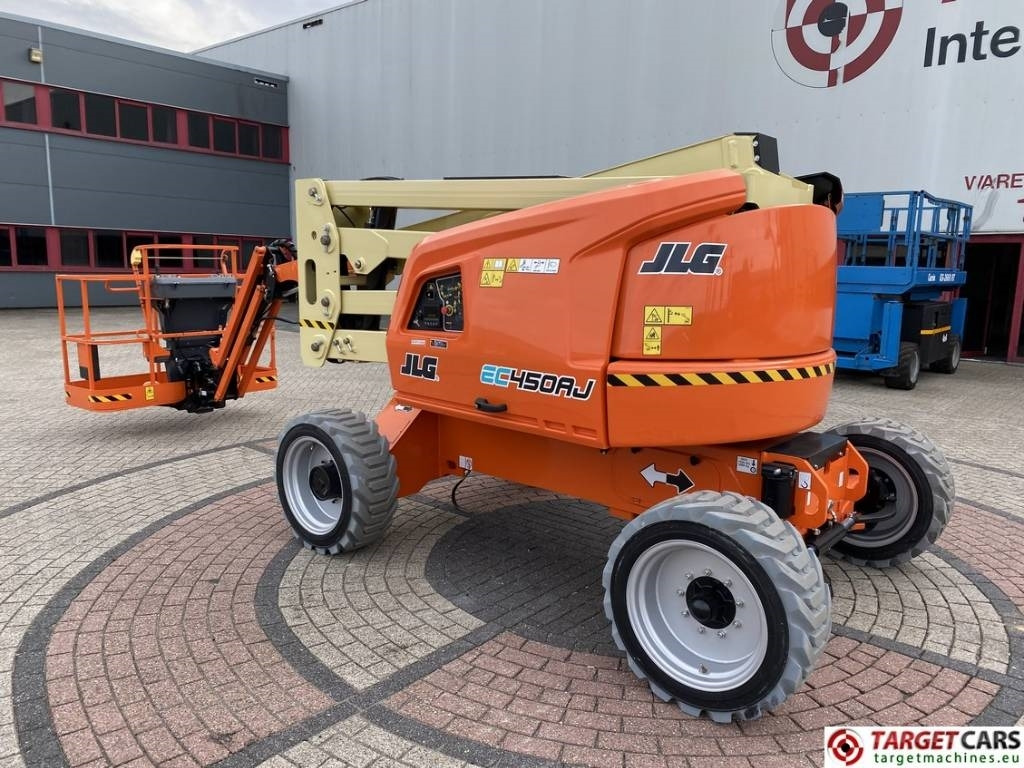 JLG EC450AJ Electric Articulated Boom Work Lift 1572cm - Коленчатый подъемник: фото 4 JLG EC450AJ Electric Articulated Boom Work Lift 1572cm - Коленчатый подъемник: фото 4